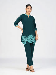 Deep Plum Leaf AppliquΓ© Kurta Set β Imported fabric